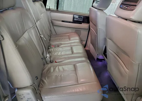 2016 Lincoln Navigator L Select z USA, uszkodzony, nr VIN 5LMJJ3JT0GEL06293